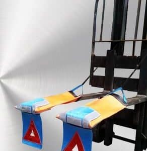 Heftrucklepel beschermhoes met gevarendriehoek