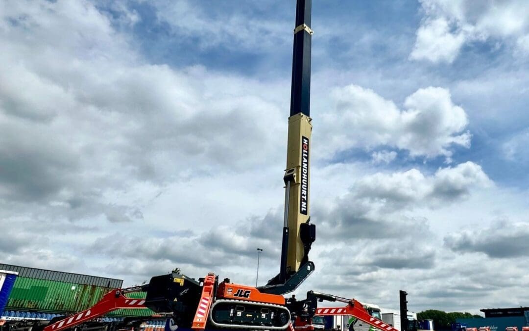 𝗠𝗲𝗲𝘁 𝘁𝗵𝗲 𝗯𝗲𝗮𝘀𝘁 🕷️