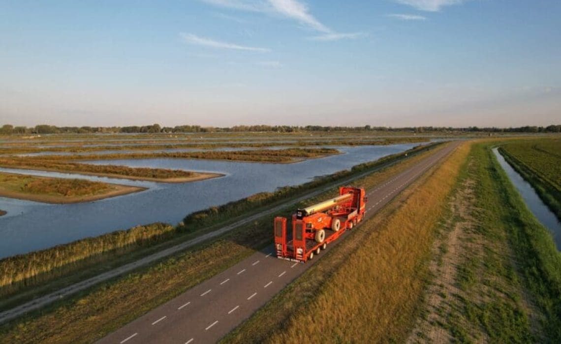 Transport van hoogwerker