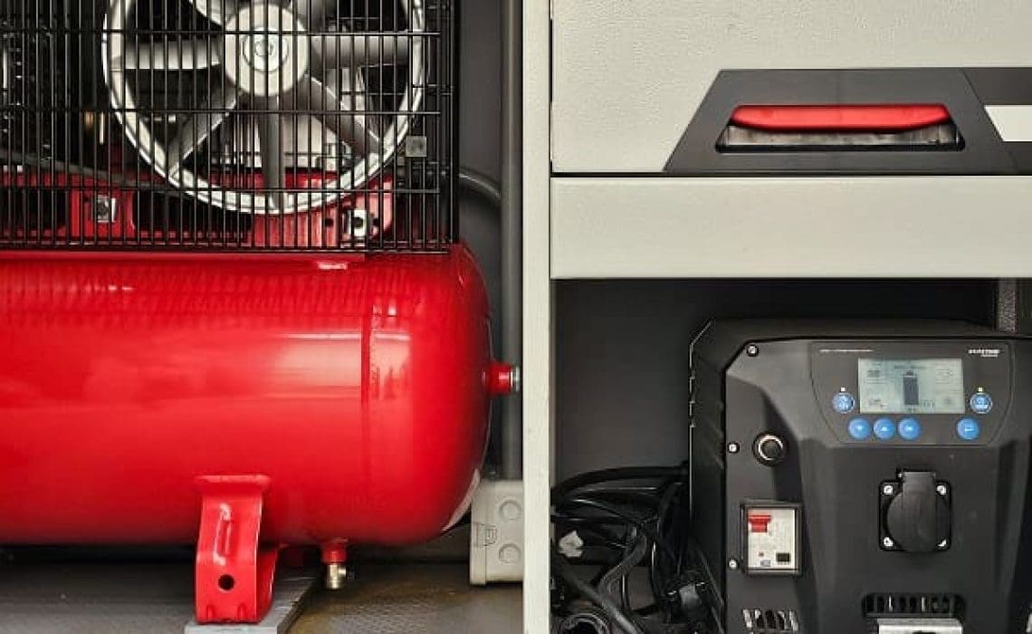 technische-dienst-2-600x800